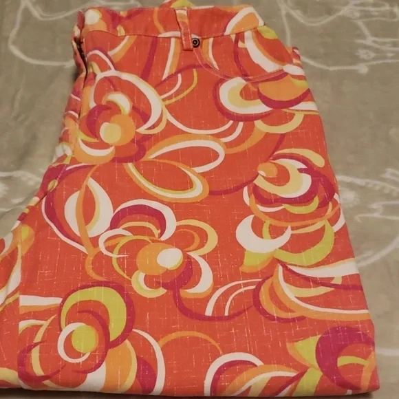 Ruby Rd capri.pants - Picture 4 of 4